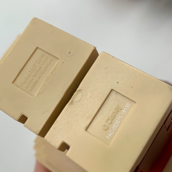 Funko Disney Wreck-It Ralph and Fix it Felix Summer Convention Figures Set of 2 - Picture 10 of 14